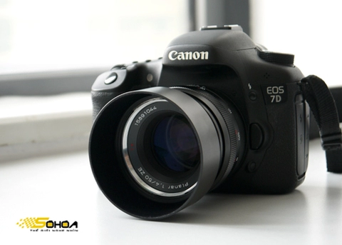 Máy ảnh dslr cao cấp tăng giá