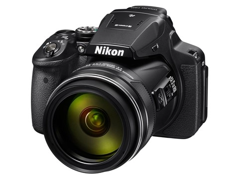 Máy ảnh zoom quang xa tới 83x của nikon