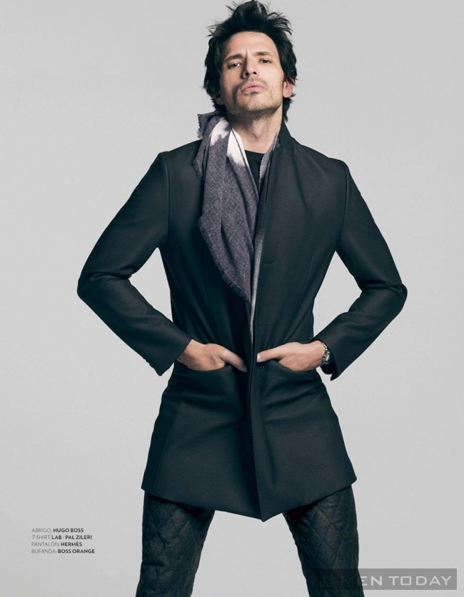 Noah mills và andres velencoso segura sang trọng với catalogue el palacio de hierro