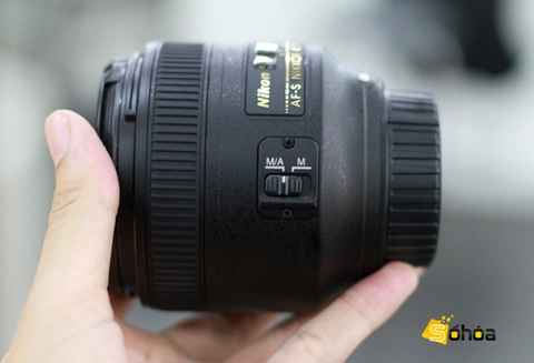 Ống kính 85 mm f18 mới của nikon