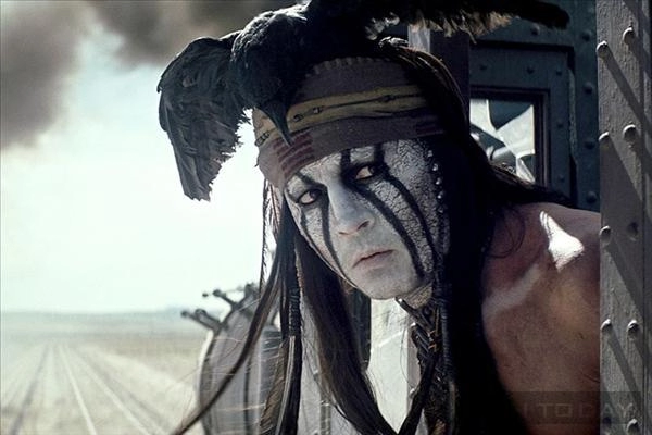 Tạo hình ấn tượng của johnny depp trong the lone ranger