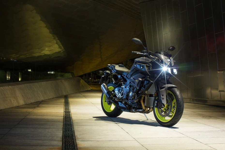 Yamaha mt-10 tăng sức nóng phân khúc 1000cc