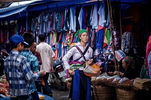 Ai chưa đi chợ phiên tây bắc coi như uổng phí một đời