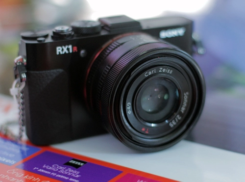 Ảnh thực tế sony rx1r