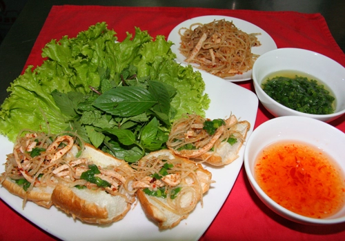 Bánh mì hấp sài gòn