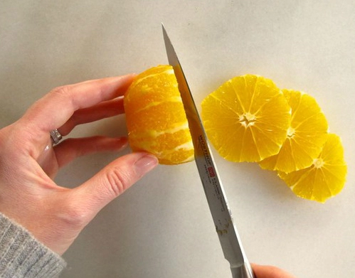 Cách cắt cam nhanh đẹp