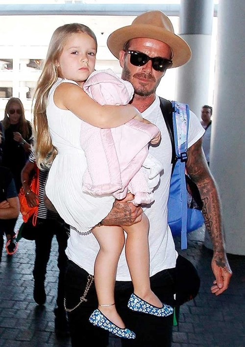 Gu thời trang hoàn hảocủa harper beckham theo thời gian