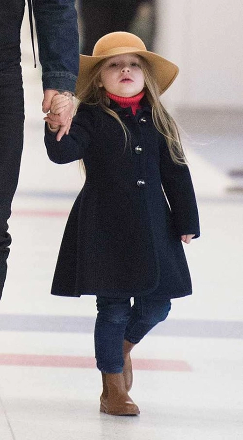 Gu thời trang hoàn hảocủa harper beckham theo thời gian