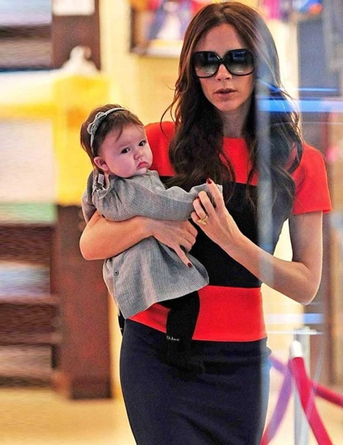 Gu thời trang hoàn hảocủa harper beckham theo thời gian