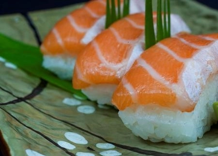 Những món sushi không thể bỏ qua tại sumobbq