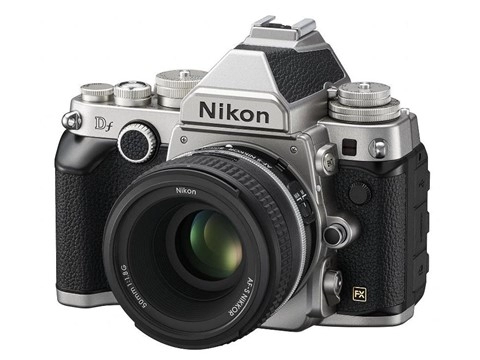 Nikon df dáng cổ điển và cảm biến full-frame trình làng