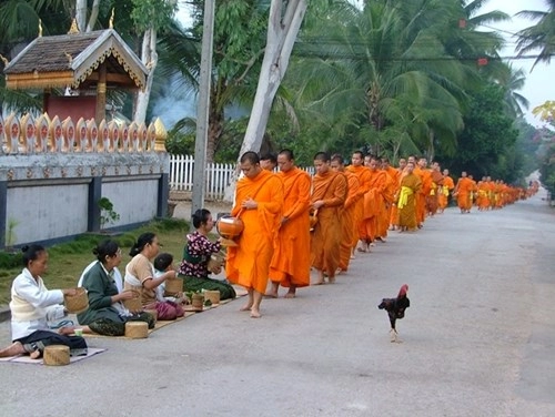 Thăm cố đô luông pha-bang của lào