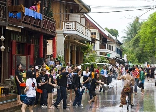 Thăm cố đô luông pha-bang của lào