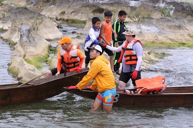 Thử thách tú làn 2016