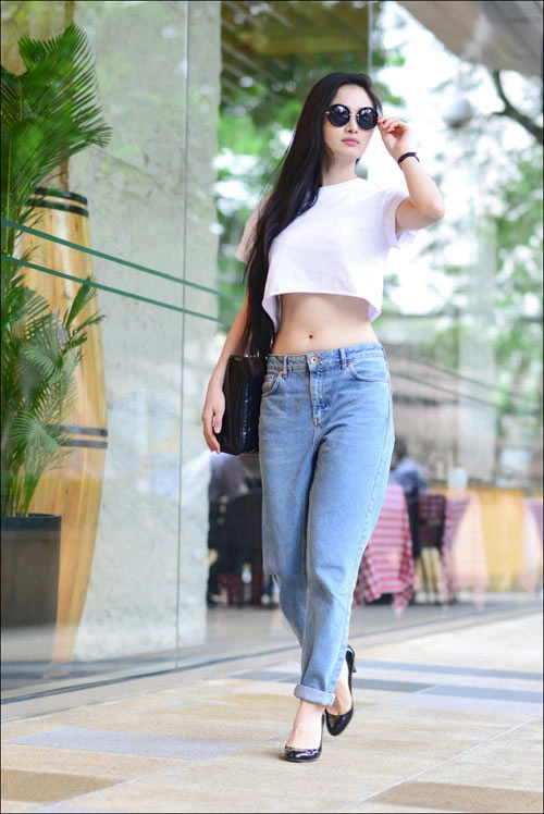 3 mốt quần jeans làm say lòng sao việt