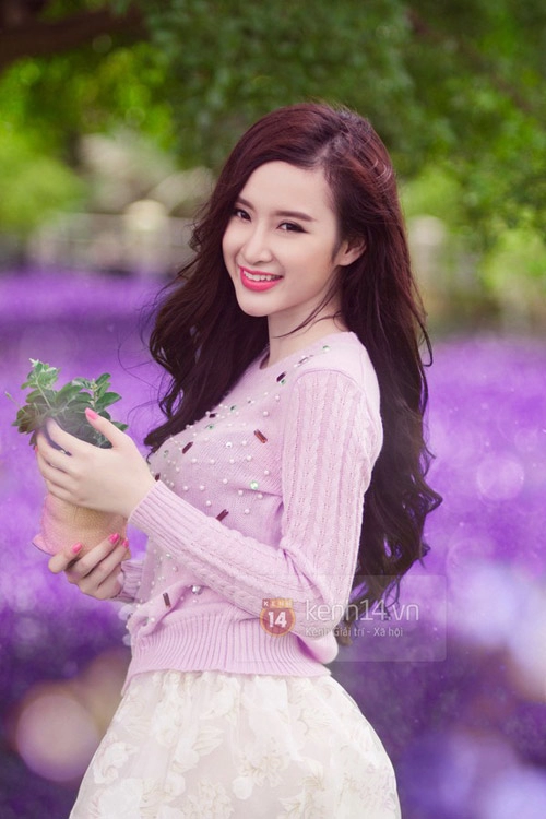 Angela phương trinh ngọt ngào với gam pastel