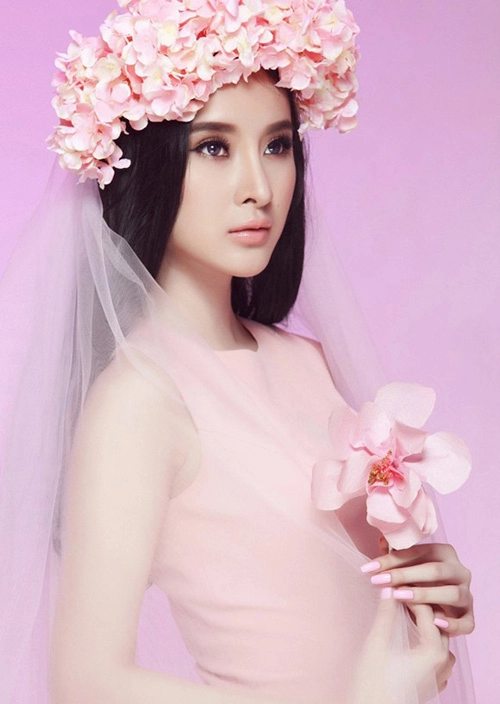 Angela phương trinh ngọt ngào với gam pastel