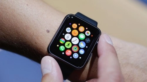 Apple từng thử nghiệm ipod làm đồng hồ thông minh
