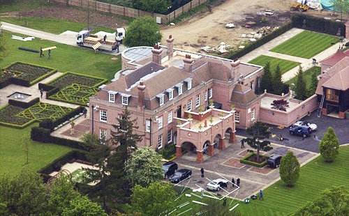 Beckham bán cung điện beckingham thu lời 300 tỷ