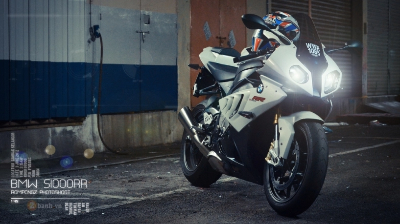 Bmw s1000rr hút hồn trong bộ ảnh bụi đời đường phố