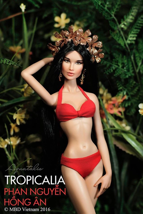 Búp bê mặc bikini rực rỡ thi hoa hậu