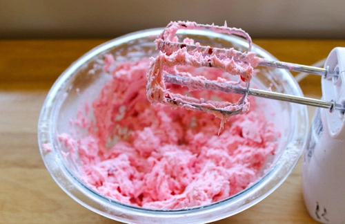Cách làm cupcake hương dâu tây