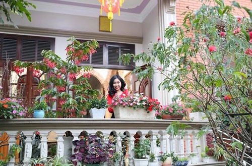 Căn nhà đầy hoa của diễn viên 5s online