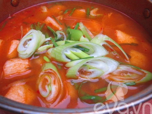 Canh kim chi thịt bò ngon miệng