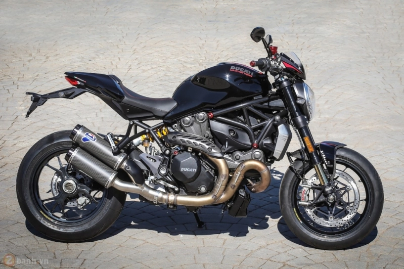 Chi tiết ducati monster 1200r 2016 độ từ ducati performance accessoires