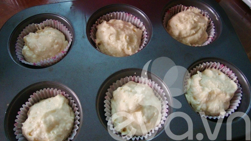 Cupcake sữa chua dễ thương mừng sinh nhật