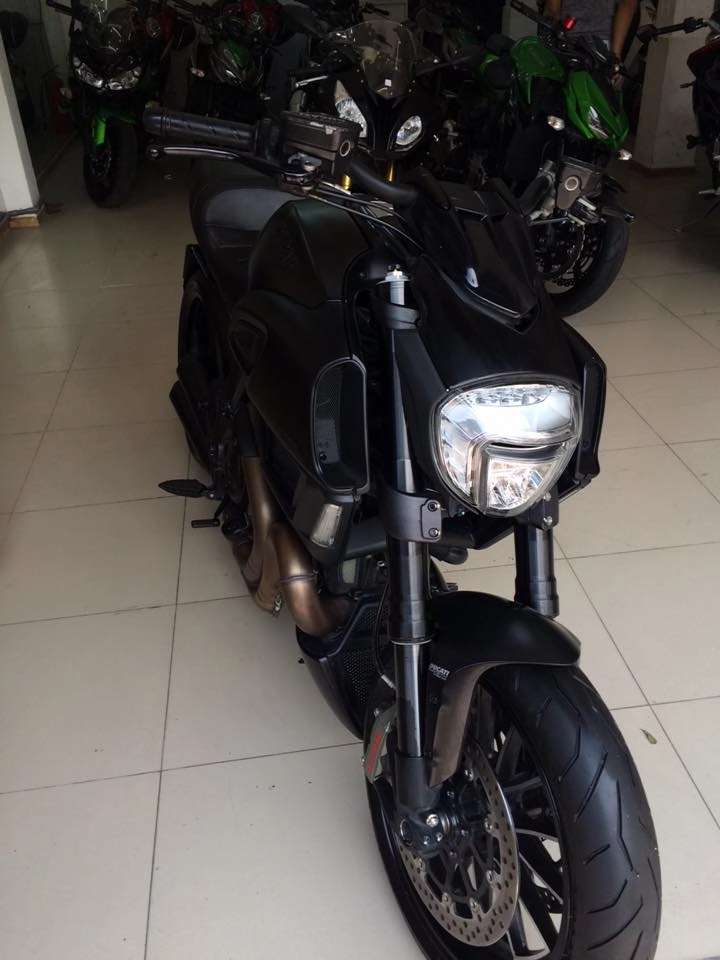 Ducati diavel abs 2015 hqcngiá cực tốtchính chủ