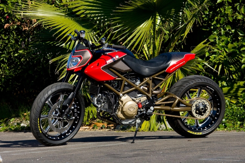 Ducati hypermotard độ khủng với dàn chân siêu cấp