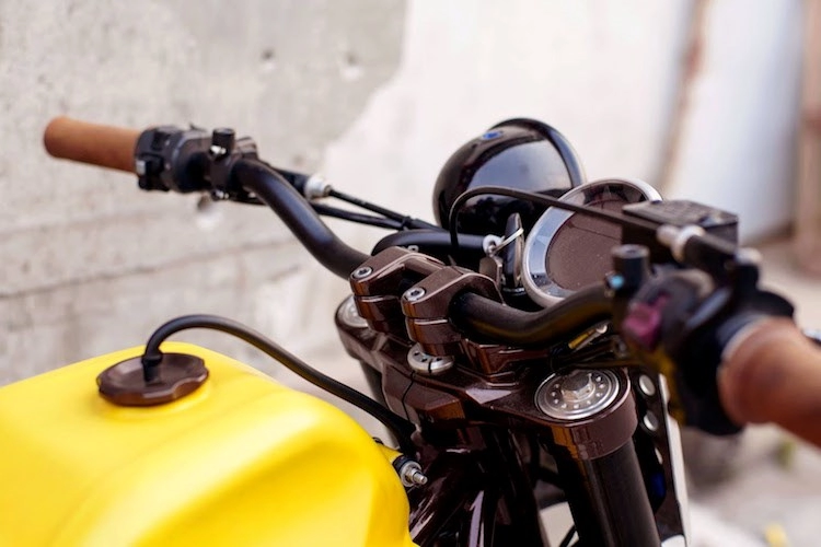 Ducati scrambler độ độc đáo với phong cách tracker trần trụi