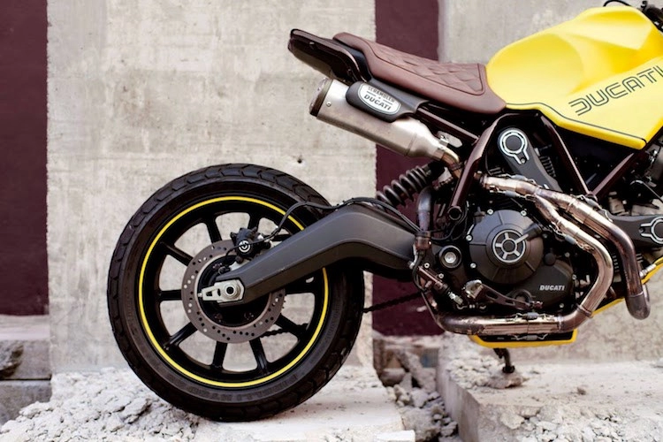 Ducati scrambler độ độc đáo với phong cách tracker trần trụi