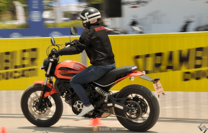 Ducati scrambler nổi bật đầy phong cách tại việt nam motorcycle show 2016