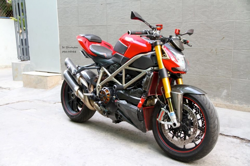 Ducati street fighter s hầm hố với bản độ đầy đủ đồ chơi khủng