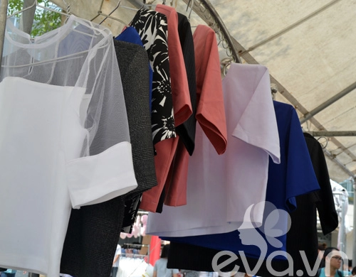 Flea market điểm đến của tín đồ mê mua sắm