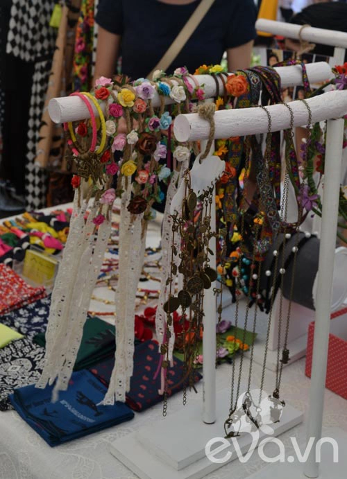 Flea market điểm đến của tín đồ mê mua sắm