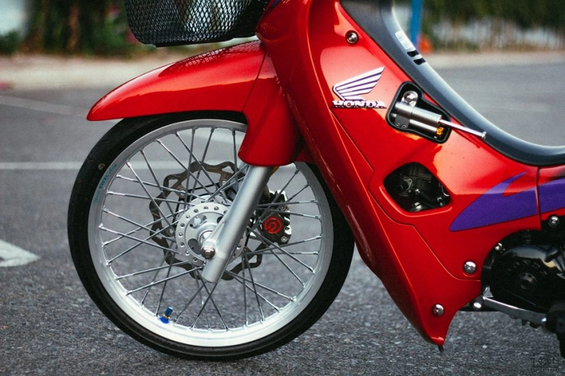 Full bộ ảnh tinh tế về chiếc honda wave s 110 phiên bản red candy