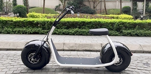 Hà nội xuất hiện một chiếc scooter có thiết kế lạ mắt gọn nhẹ