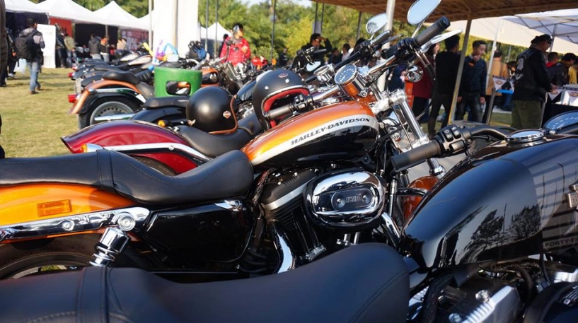 Hàng trăm siêu xe mô tô pkl hội tụ tại đại hội biker big day 2016