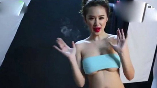 Hậu trường nóng bỏng của 4 nữ hoàng sexy