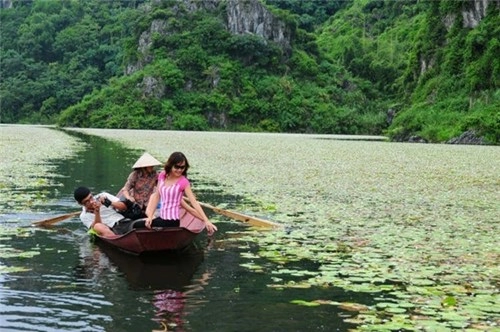 Hồ quan sơn - tiên cảnh sát rạt hà nội bạn phải đến thử