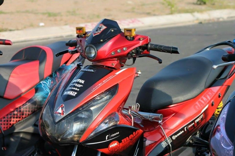 Honda air blade độ nổi bật đầy phong cách của biker việt