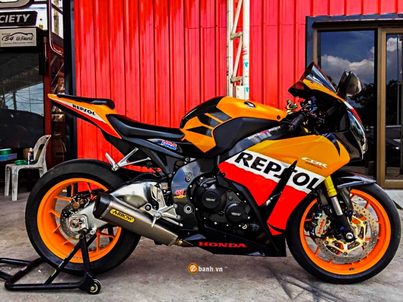 Honda cbr1000rr repsol độ cực chất của superbike