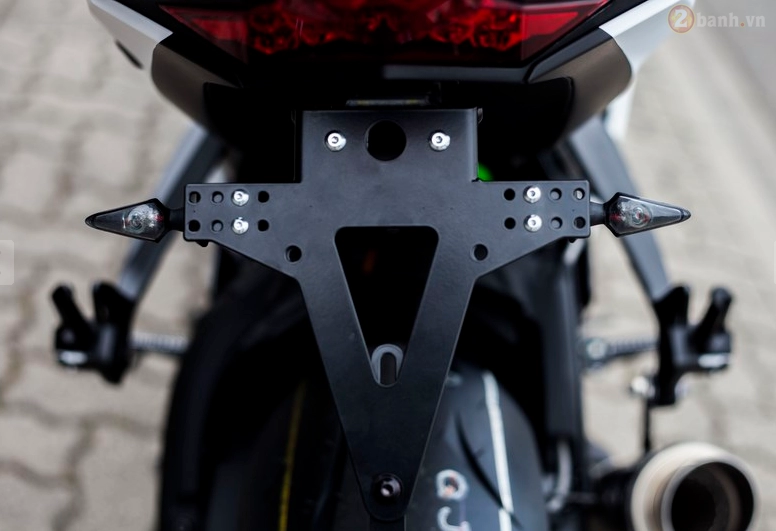 Kawasaki ninja zx-10r 2016 đầy phong cách trong bản độ white matt