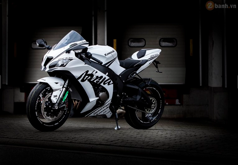 Kawasaki ninja zx-10r 2016 đầy phong cách trong bản độ white matt