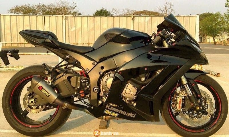 Kawasaki ninja zx-10r gen 4 siêu ngầu trong bản độ hàng hiệu