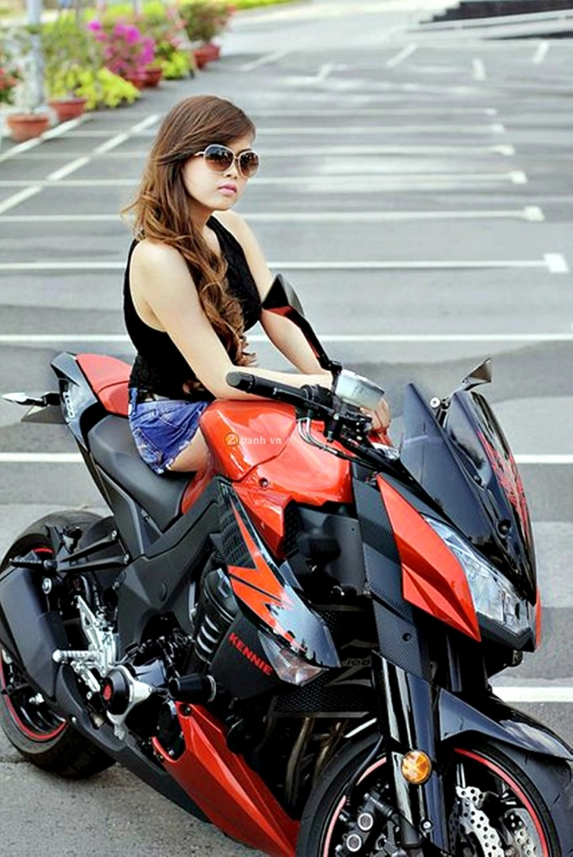 Kawasaki z1000 - đường cong và quyến rũ