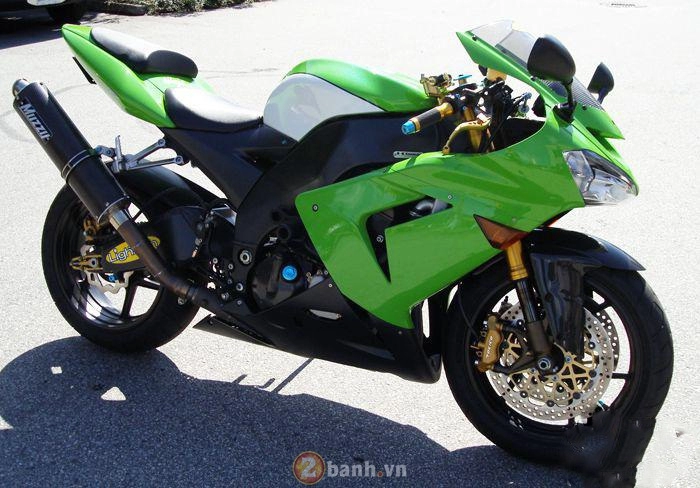 Kawasaki zx-10r mạnh mẽ và nổi bật